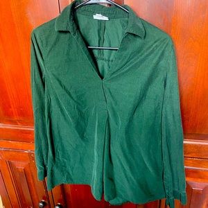 SMALL GREEN V NECK BLOUSE